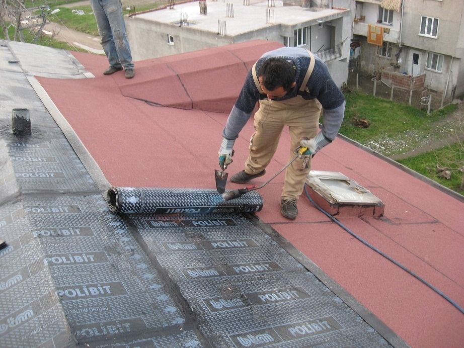 Çiğli EPDM Kauçuk Çatı – düz çatıda arduvazlı bitümlü membran serimi
